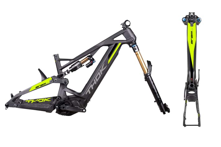 The Gram frame is designed for mullet tyres: 27.5 inch rear, 29 inch front. The Fox Factory suspension provides 170 millimetres of travel at the rear and 180 millimetres at the front. The black full carbon frame is available in numerous variants with different coloured decals.