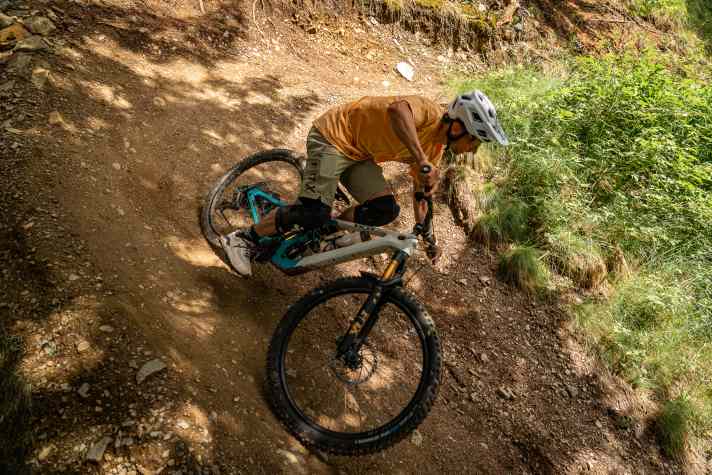 As if hardtail enduro bikes were out of fashion. The new Yeti LT really gets you excited... until you ask about the price.