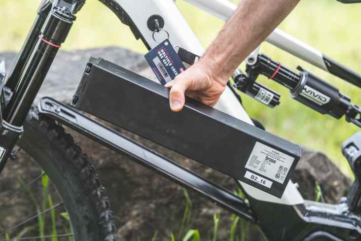 For our range test, we had the Brose drive unit with the "Intube 800" battery at our disposal, which is supposed to deliver a nominal 792 watt hours.