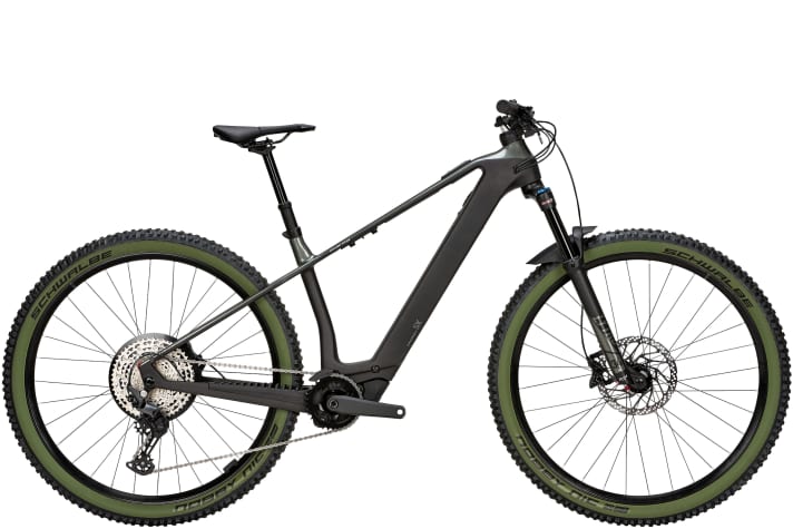 The Sonic Evo SX hardtail also comes with a lightweight full carbon frame and changes hands from 4999 euros.