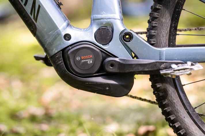 Reliable and powerful uphill; The Bosch Performance CX.