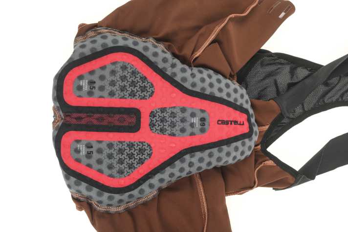 The padded areas are shown in red here. If the sit bones are outside these areas, for example, the trousers do not fit your anatomy.