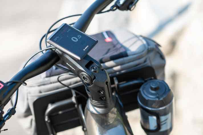 The large 500 Kiox also provides a useful navigation function.