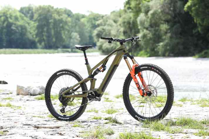 Conway Ryvon LT 10.0: Bosch Perf. SX // 400 Wh // 170/170 mm // 29/27,5 Zoll (Mullet) // 18,9 kg // 9999 Euro.