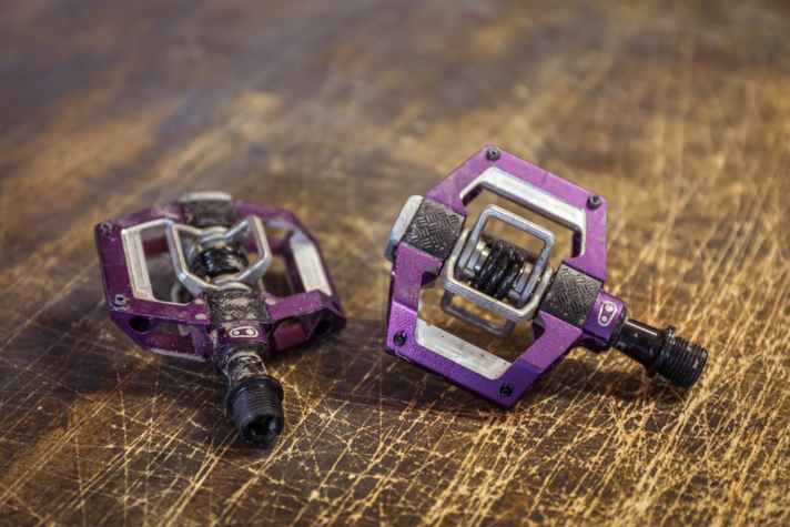 You have to like the less defined exit of the Crankbrothers system, but in terms of weight the Mallet Trail can score points.