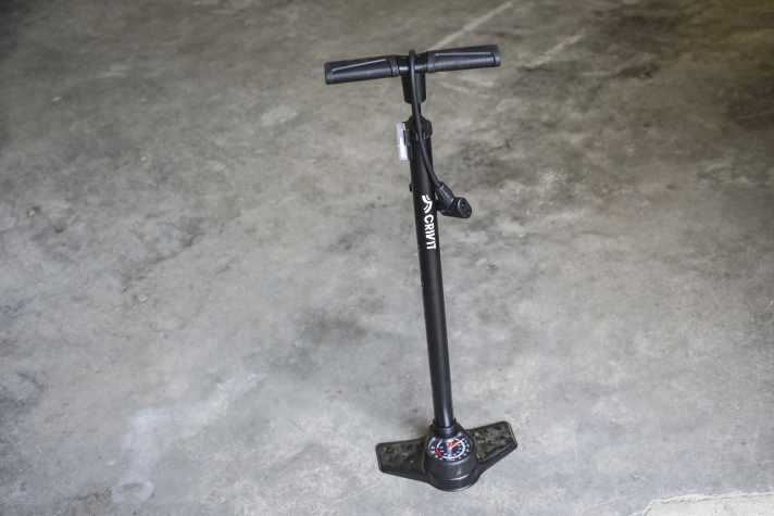 Crivit XL-Standpumpe