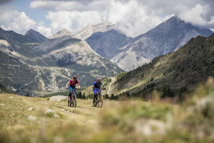 Man kann auch auf die beiden Aufstiegshilfen verzichten, aber dann wird die Tour deutlich länger. Mit dem EMTB sollte man dann an einen zweiten Akku denken.