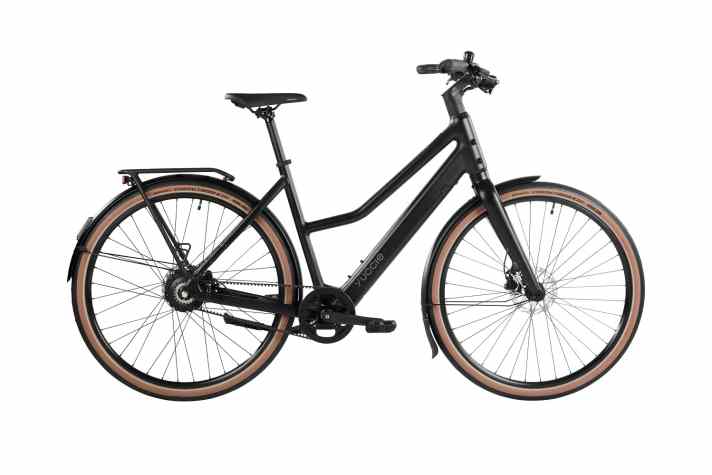 The Junico Flow comes with a trapezoidal frame and belt drive for 2499 euros.