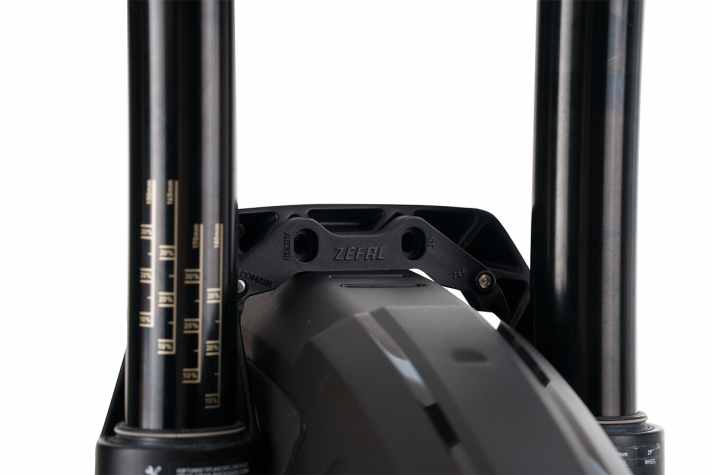 Optionally, the mudguard can be bolted directly to the fork using an adapter.