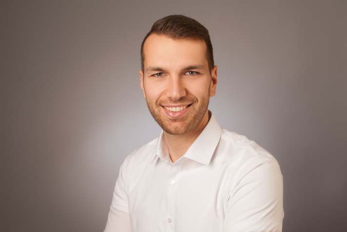 Deniz Sayki, Senior Project Leader bei KYB: “Die zweite Generation ist in Planung und wird mit 170 Millimetern kommen.”