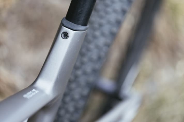 Fully integrated: The visually discreet saddle clamp worked very well in practice.