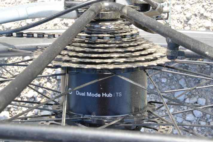 The hub motor comes from Lemmo itself, is quiet and, at 40 Nm, powerful enough for the city and hills.