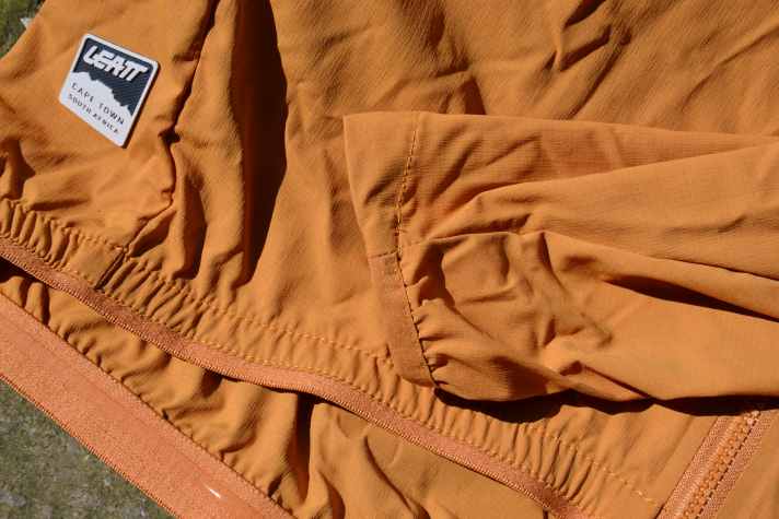 The cuffs on the sleeves are stretchy and slightly longer at the back of the hand.
