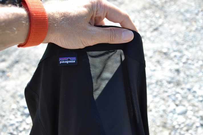Mesh inserts over almost the entire length of the leg provide cooling.