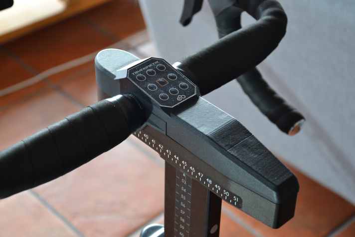 Der Vorbau scheint aus dem 3D-Drucker zu stammen...