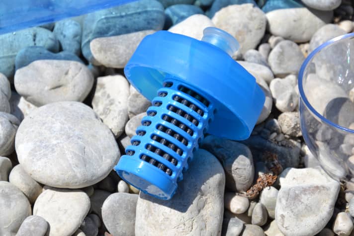 Ersatzfilter müssen nach etwa 200 Litern eingesetzt werden. Das kostet einzeln knapp 12 Euro das Stück. Im 3er-Pack dann einen Euro günstiger pro Filter.