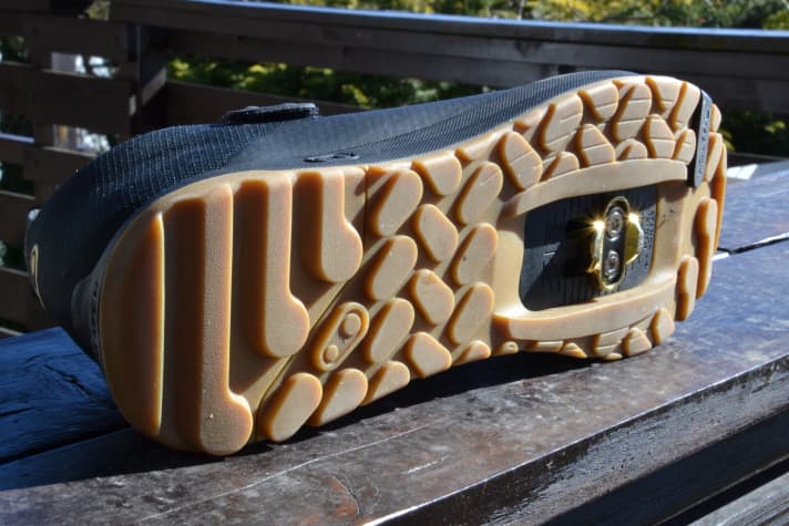 Thick studs in different directions should also provide grip when pushing.