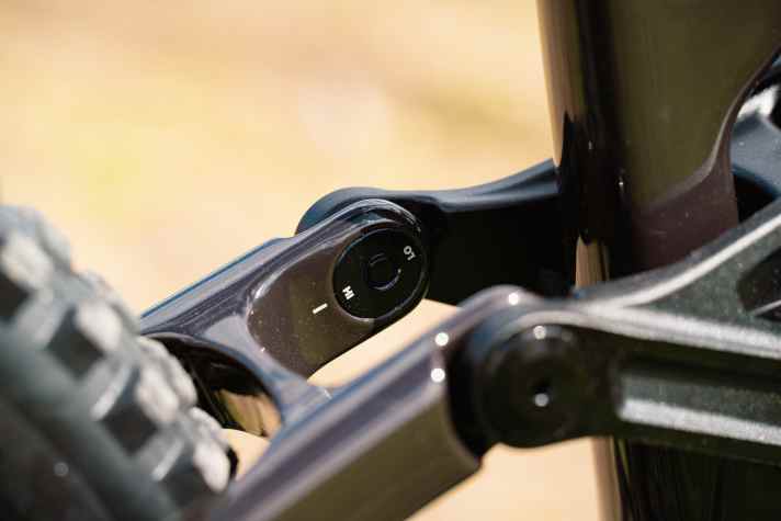 Fat bearings = no problem. Santa Cruz has trimmed the Bullit for robustness.