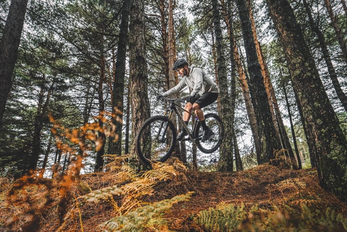 Fliegen mit dem Hardtail? Wenn es nach Mondraker geht, kein Problem.