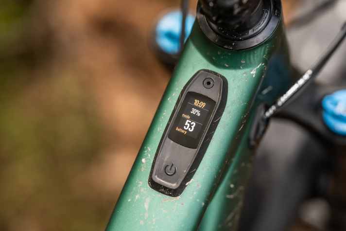 Simple and easy to use: The display in the top tube. Great: The power can also be switched on in increments of 10.
