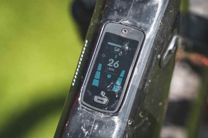 The new colour display of the TQ drive is also a significant improvement. New: When charging, the remaining charging time is displayed and the battery status of the main battery and range extender can be viewed separately.