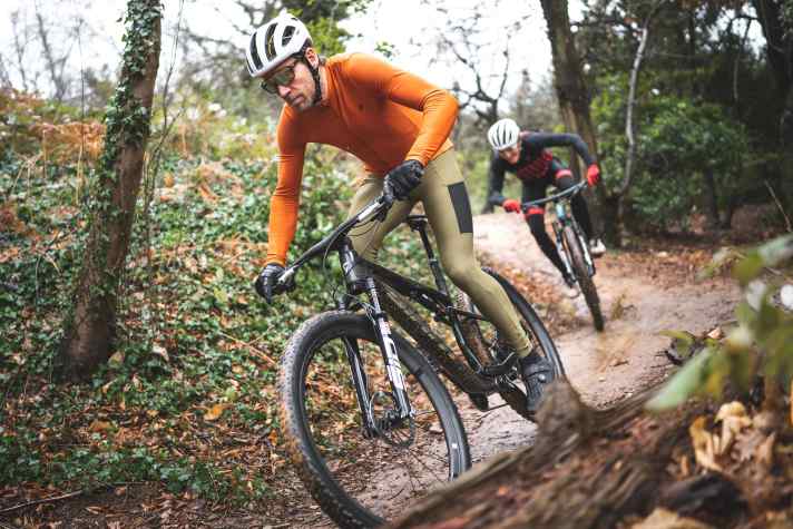 The Giant Anthem Advanced SL came out on top on points. Marathon bikers will also be happy with the Yeti ASR.