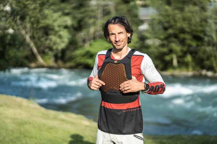 The underdog from France: the Ekoi Racing Protect D30 with BOA closure.