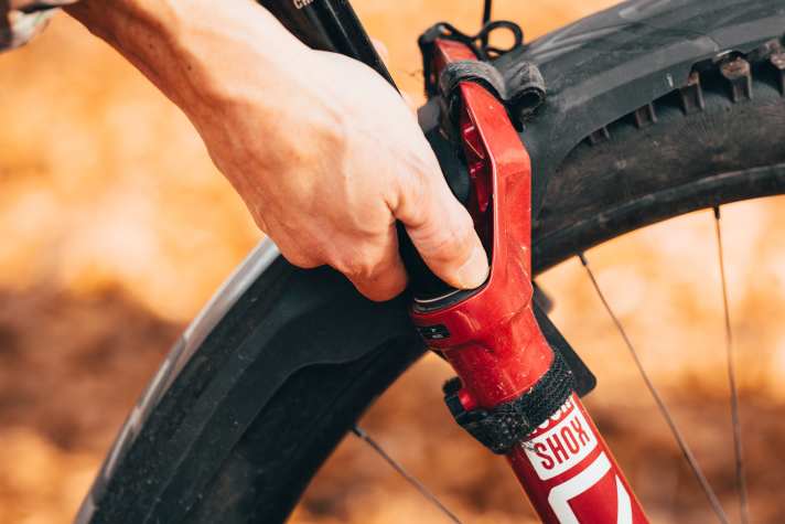 Passt, wackelt und hat Luft! Die Lyrik hat ordentlich Buchsenspiel.