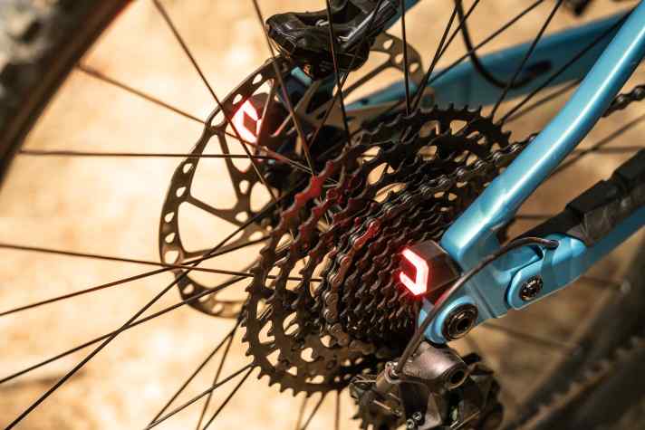 Everyday extra: Centurion has given the No Pogo integrated rear lights. Practical in road traffic.