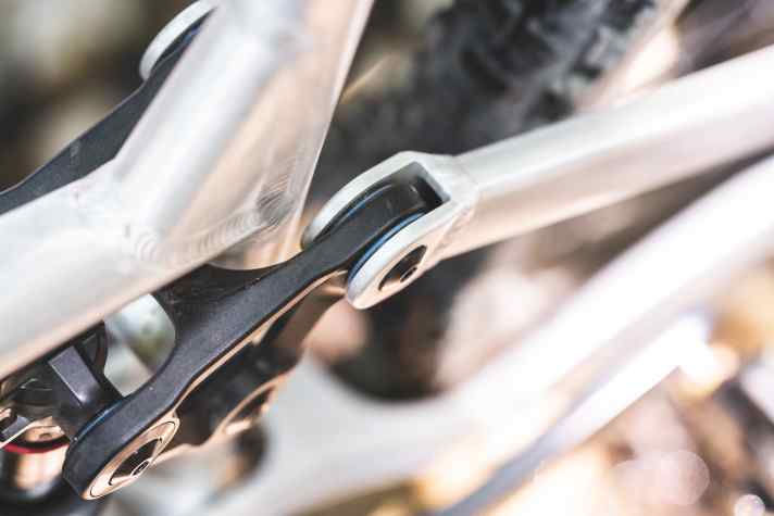 Groß dimensionierte Lager versprechen am Grin One Enduro eine lange Haltbarkeit.