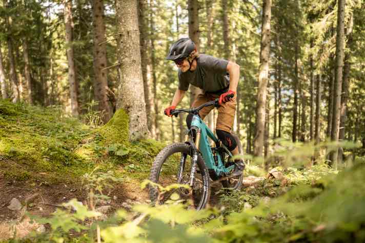 High traction and controlled uphill: Yeti leaves nothing to be desired here.