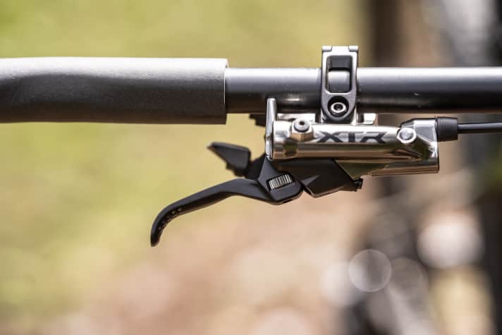 Die neuen XTR-Race-Bremshebel liegen perfekt in der Hand und lassen sich werkzeuglos verstellen.