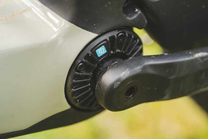 Im Canyon kommt noch der ältere HPR 50 von TQ zum Einsatz. Auch superleise und ein guter Touren-Partner. Hat aber nicht ganz die Souveränität vom neuen HPR 60.