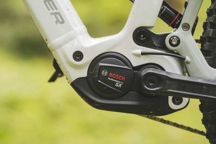 Der Bosch SX hat gerade per Firmware mehr Drehmoment bekommen. Seine Spezialität ist die hohe Spitzenleistung bei schnellen Trittfrequenzen.