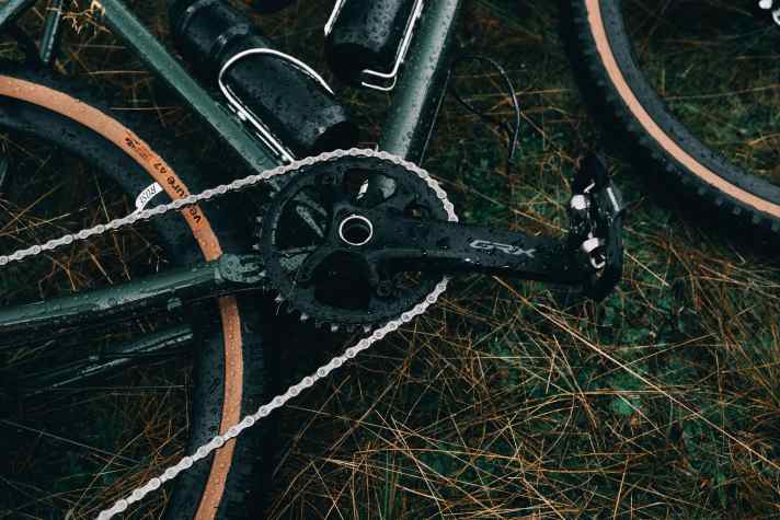 Starke Funktion, günstiger Preis: Rose verbaut am Hobo Dropbar eine zuverlässige Shimano-Schaltung mit konventionellem Schaltzug.