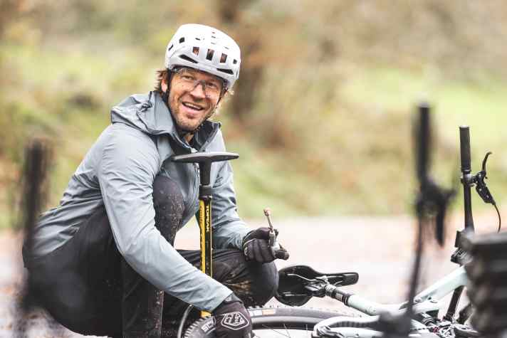 Florentin Vesenbeckh is deputy editor-in-chief at BIKE Magazine and specialises in testing e-mountain bikes.