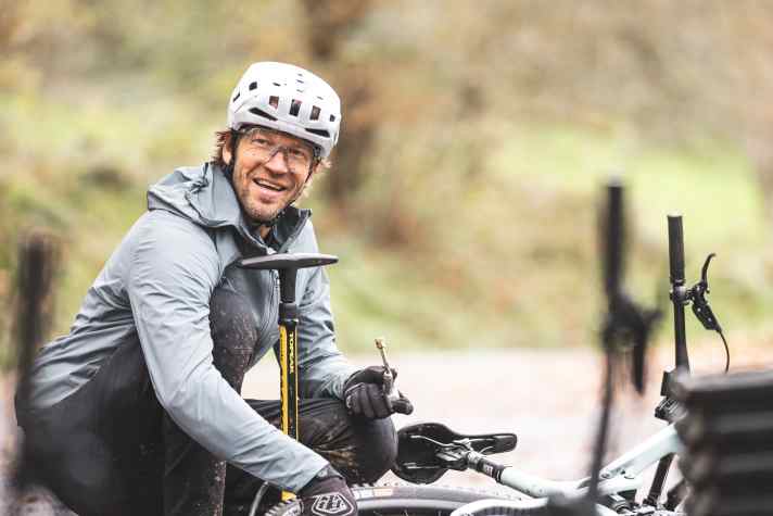 Florentin Vesenbeckh ist stv. Chefredakteur beim BIKE Magazin und seit Jahren auf Tests von E-Mountainbikes spezialisiert.