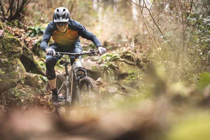 Thanks to its generous suspension reserves, the Simplon Rapcon offers a high level of comfort on rough terrain.
