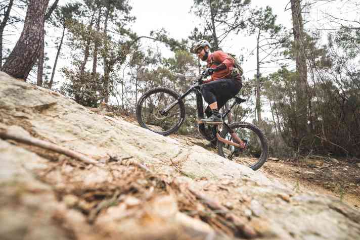 The Hybe is uncomplicated to climb and always remains easy to control.