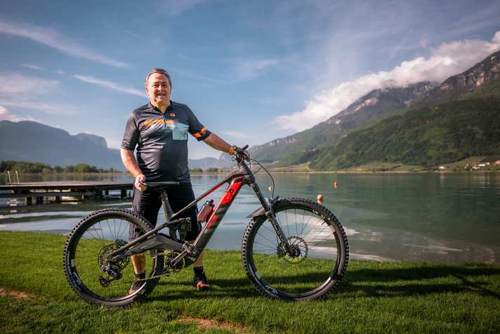 Klaus aus Nordbaden fährt ein Rotwild R.EX und ist gerne auch auf anspruchsvollen Trails damit unterwegs.