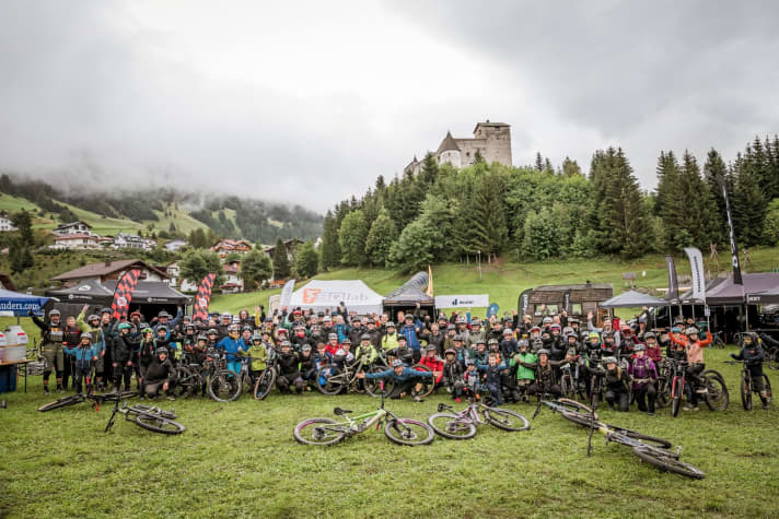 Mamis müssen draußen bleiben. 100 Väter und Kids nahmen beim diesjährigen Father & SonDays teil. Darunter auch einige Töchter, die trotz des Namensspiels natürlich nicht ausgeschlossen sind.