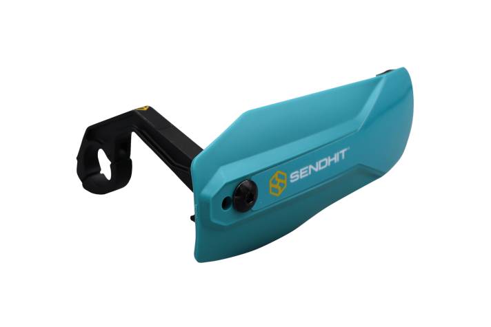 Goodbye scratched fingers. The Nock V2 protects the grippers from impacts