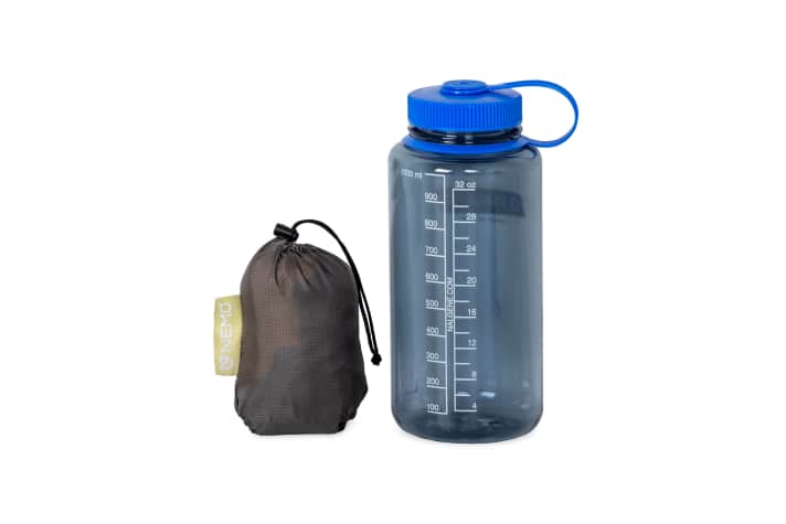 The Nemo Fillo Elite pillow is so small that it should not be missing in any bikepacking luggage.