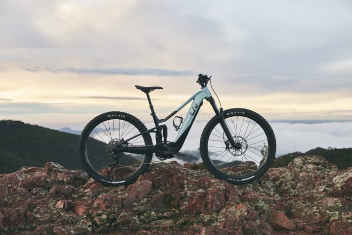 The Liv Embolden E+ is the counterpart to the Stance E+ for women and comes with customised geometry and features.