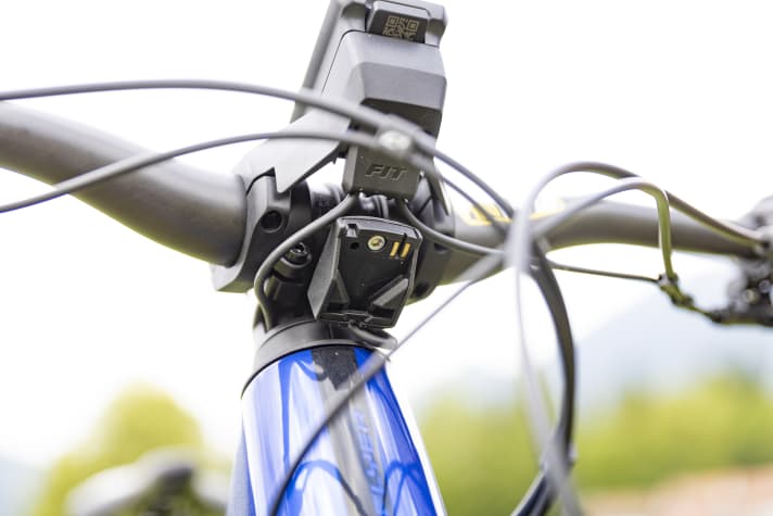 Magnetlicht anklicken - und fertig. Die Monkey-Link-Schnittstelle ist mit dem Haupt-Akku verbunden und bietet echten Mehrwert.