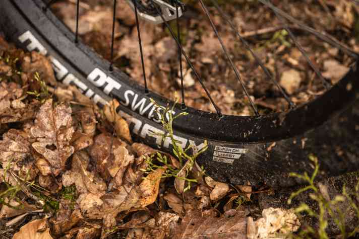 The abbreviation "Super DH" is rarely found on tyres on production bikes. Full on puncture protection!