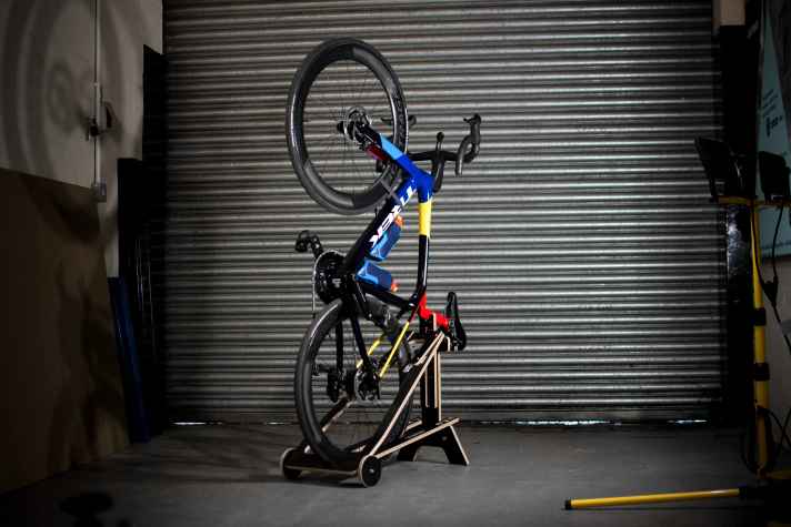 The BikeStow Flip is of course also suitable for narrow-tyred road bikes.
