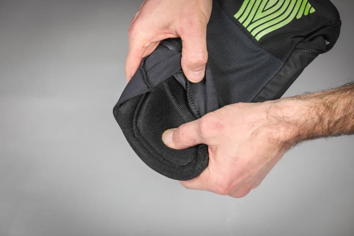 The Fuse is unusually thickly padded for a schooner in the lightweight category