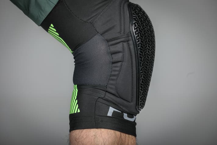 Comfortable but without any real benefit: the EVA pads have hardly any cushioning effect on impact