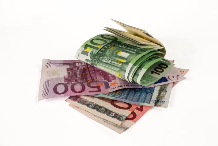 30 to 40 per cent of the total costs can be saved with company bike leasing.